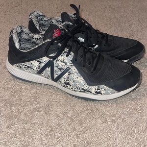 Men’s New Balance Turf Trainers